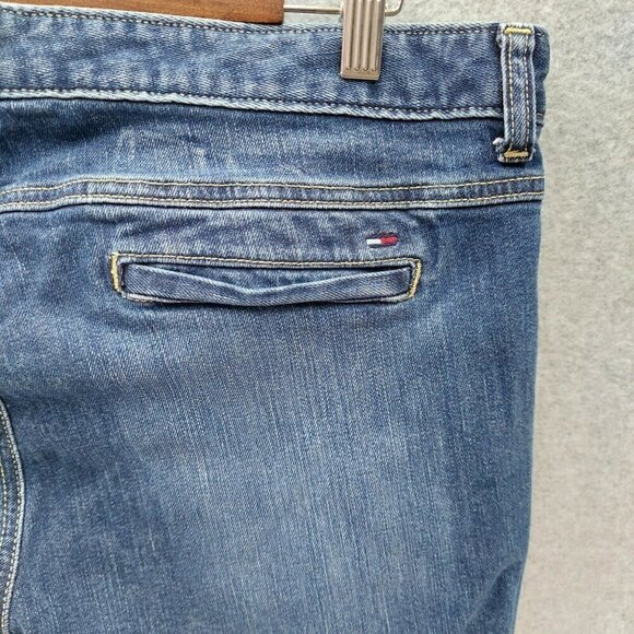 Tommy Hilfiger Classic Low Rise Boot Cut Women's Jeans Dark Denim Size 14 - Picture 10 of 13